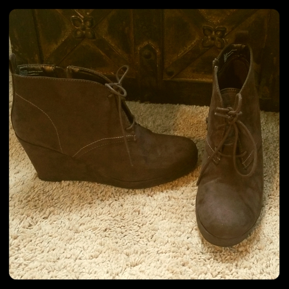 Women's boots